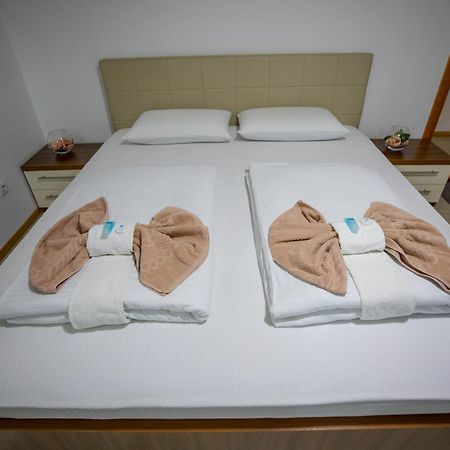 Guest House Agropapuk Šid 외부 사진