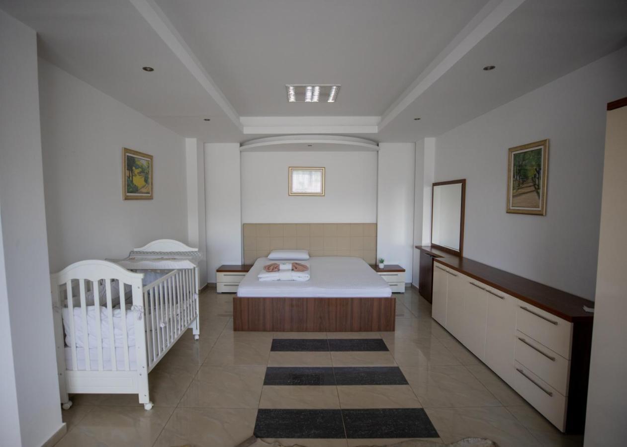 Guest House Agropapuk Šid 외부 사진