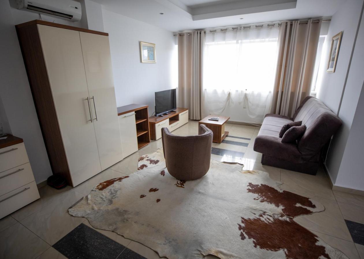 Guest House Agropapuk Šid 외부 사진