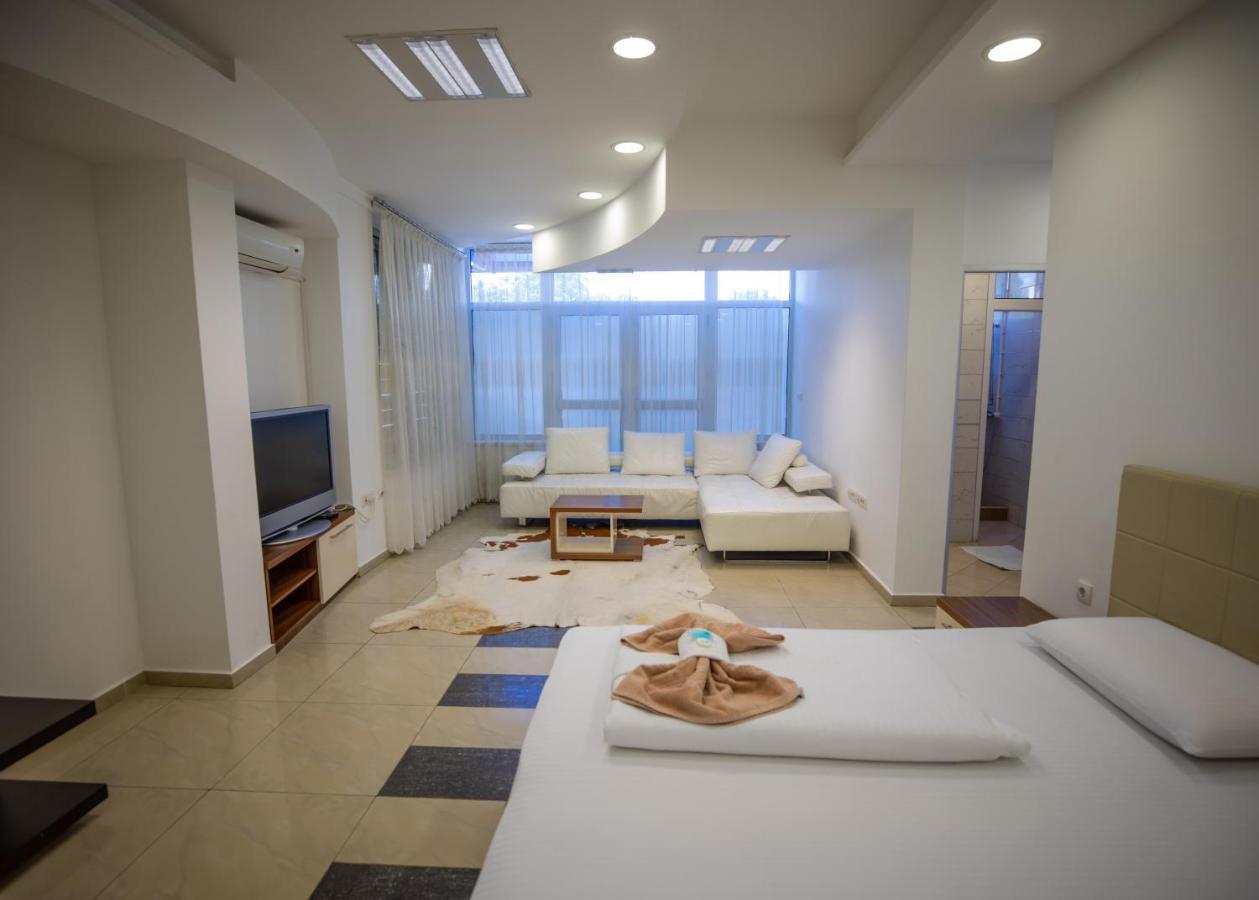Guest House Agropapuk Šid 외부 사진